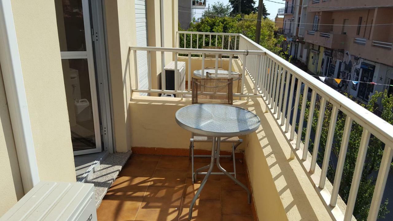 Hotel L'Ancora Ла-Калетта Екстер'єр фото